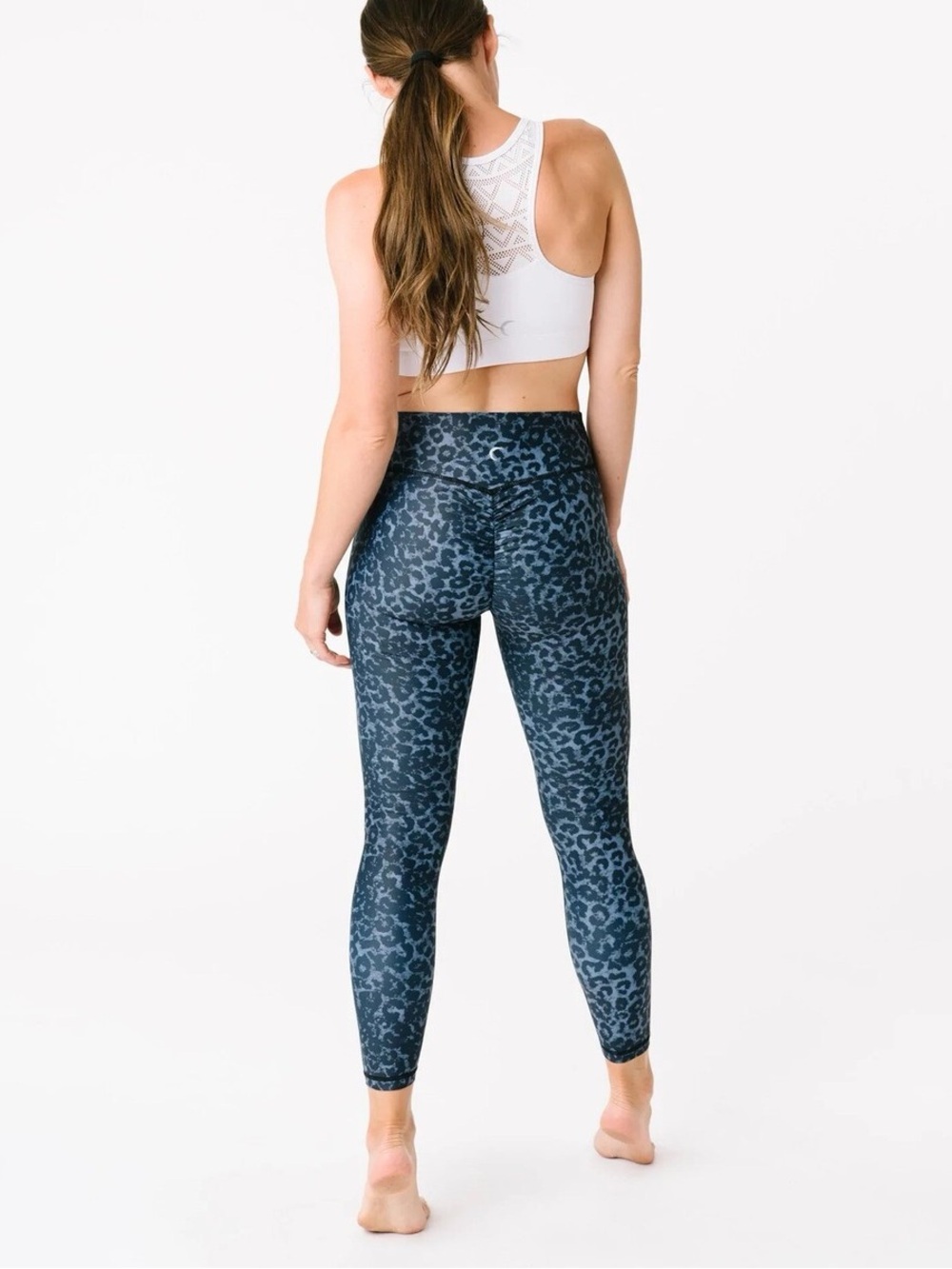 ZYIA Active Stone Leopard Scrunchy Light & Luxe Leggings